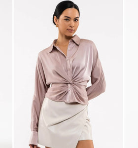 Mauve Twisted Button Up